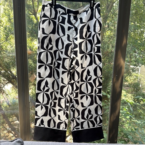 Zara Pants - Zara XL satin black and white pants